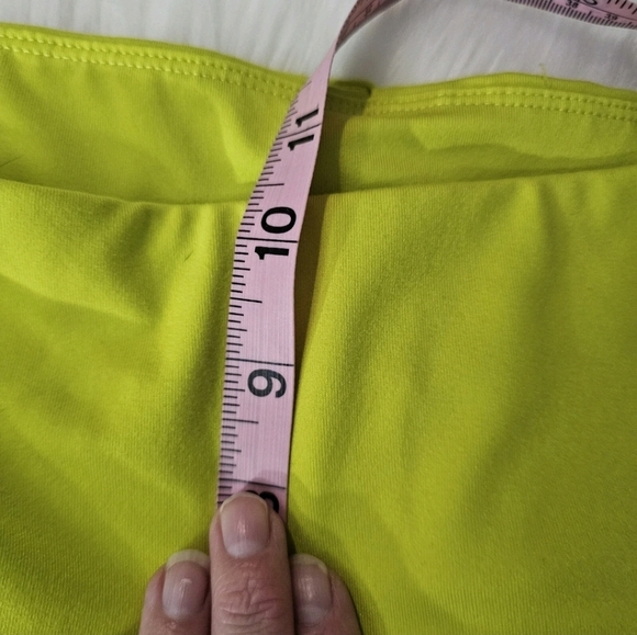 Old Navy • Elevate Crop Leggings - Picture 9 of 10